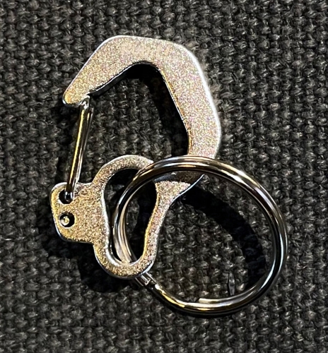 rubit dog tag clip in silver medium curve