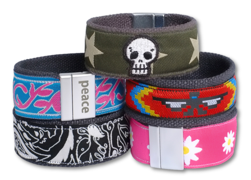 Collection of handcrafted hemp bracelets in 23 colorful patterns, eco-friendly accessories